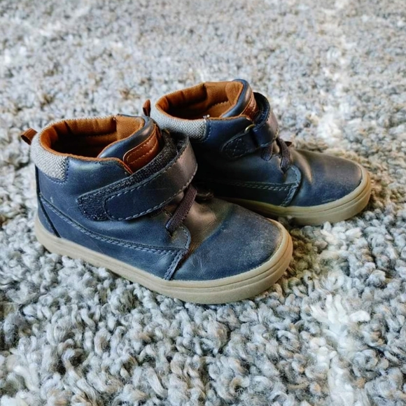 Toddler Size 8 Cat & Jack Boots - Picture 1 of 3